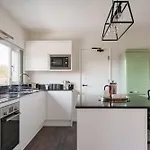 Βίλα Yewbeck: Brand New, Garden Views Windermere