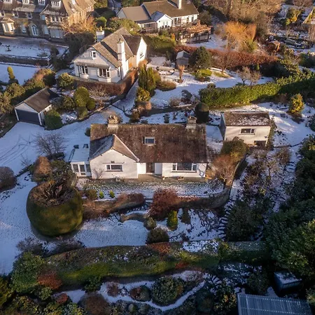 Villa Yewbeck: Brand New, Garden Views